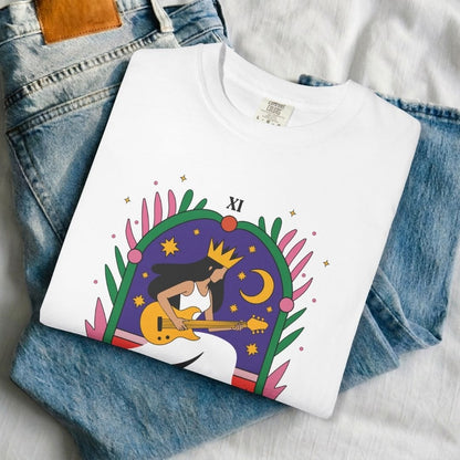 Vibrato Queen Guitar Tarot T-Shirt